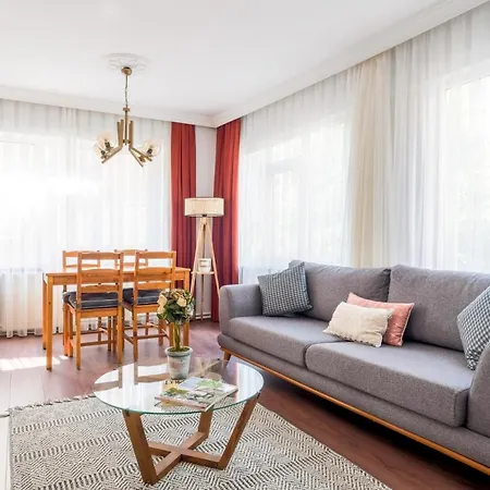 Cozy Flat 10 Min To Besiktas Coast Istanbul