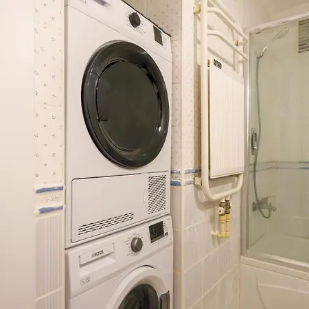 Lägenhet Cozy Flat 10 Min To Besiktas Coast Istanbul